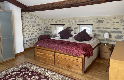 Lagrasse Apartment | Holidays in Lagrasse. Stunning medieval apartment set in walled garden with pool