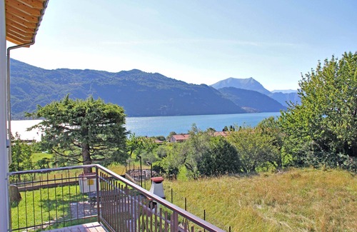 Mandello del Lario Apartment | - Holidays on Lake Como - B&B del Lario -
