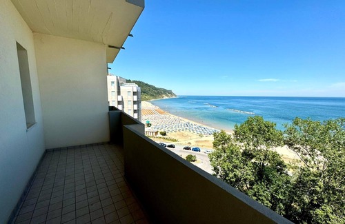 Pesaro Apartment | HOLIDAYS WITH A PANORAMIC SEA VIEW