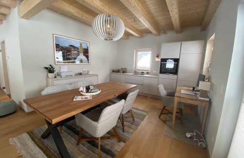 Ferlach House | HolidayYOGAhaus log cabin "Bergblick"