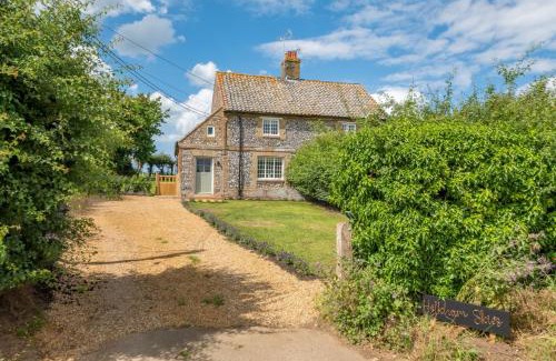 Wells-next-the-Sea House | Holkham Skies 2