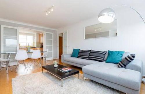 Holland Park Apartment | Holland Park 2 Bed Flat by BaseToGo
