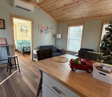 Mammoth Cave House | Holley Hideaway