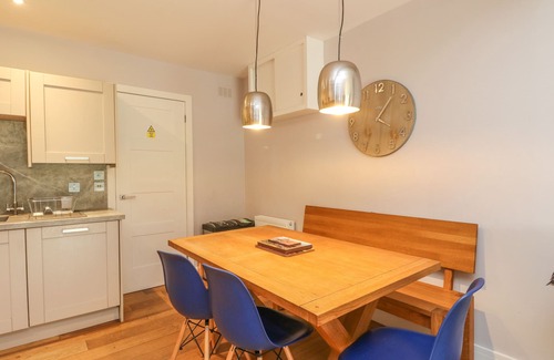 West Laroch Cottage | HOLLY COTTAGE, family friendly, with open fire in Ballachulish