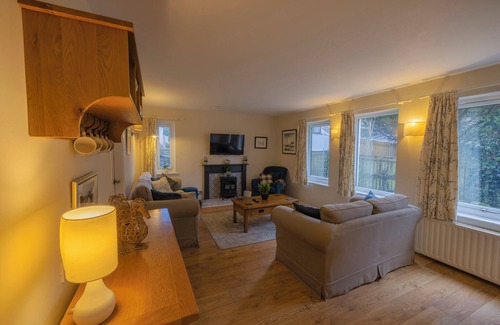 Ambleside Cottage | HOLLY COTTAGE, pet friendly, with a garden in Ambleside