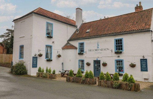 Newark Cottage | Holly Lodge