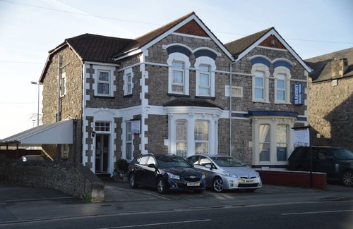 Weston-super-Mare House | Holly Lodge