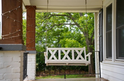 Greer House | HollyWild House Cozy 3-Bedroom Bungalow Downtown Greer