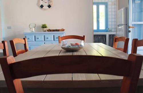 Capitolo House | Homerez - Charming house with garden in Monopoli with direct access to the beach