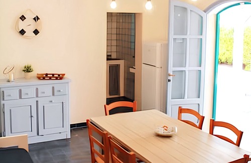 Capitolo House | Homerez - Charming house with garden in Monopoli with direct access to the beach