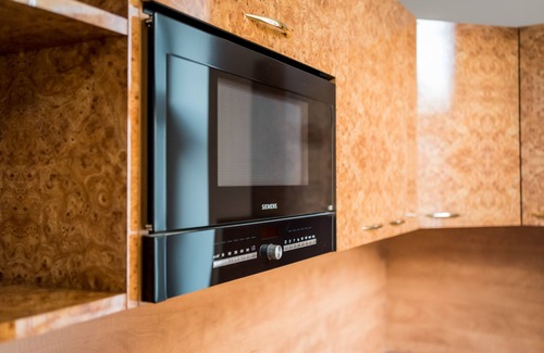 Friedrichshain Hotel | Homaris Boxi Studios