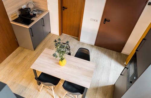 Friedrichshain Hotel | Homaris Boxi Studios