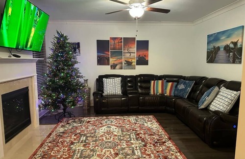 Lithia Springs House | Home Away From Home by Amaris Corporate Rentals