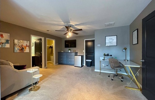 Smyrna House | Home Away From Home! 15 mins. from Downtown ATL