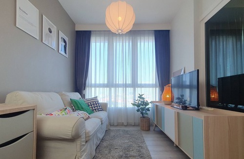 Bang Kho Condo | Home away from home (5 mins walk to BTS)