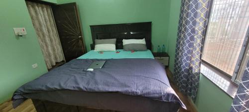 Faizabad Apartment | Home away from Home for families