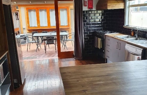 Bathurst House | Home Away from Home whole house. On the the Fringe of the CBD