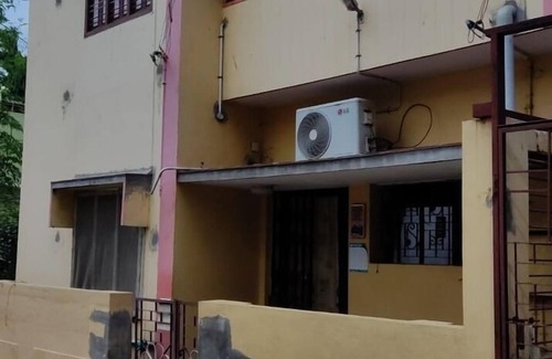 Madurai House | Home away from Home with a good residential neighborhood and nearby amenities.