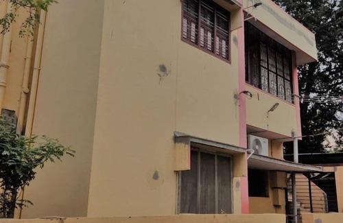 Madurai House | Home away from Home with a good residential neighborhood and nearby amenities.