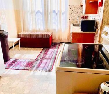 Niagara Falls House | Home away home at Niagara View 16th