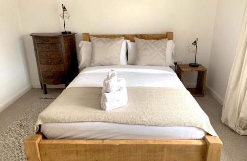 Bircotes House | Home Crowd Luxury Apartments- Auckley House