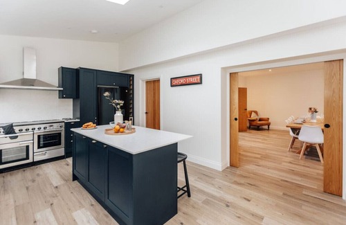Cuddesdon Apartment | Home farm barn - Pet friendly close to Oxford