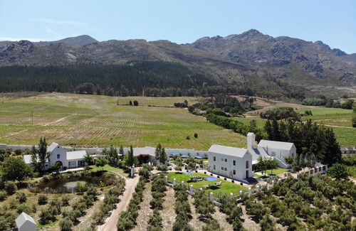 Franschhoek House | Home from home, with all the benefits of a hotel!