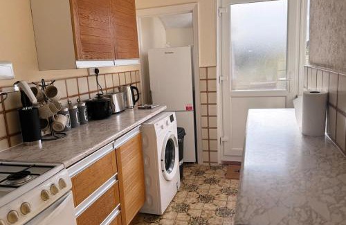 Acresford House | Home in Coventry 3 Bedroom