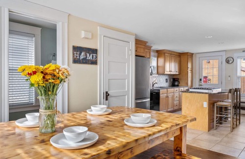 Ogunquit House | Home in Downtown Ogunquit - Walk Everywhere! - Dog Friendly!