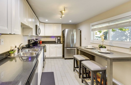 Morgantown House | Home in Morgantown ~ 1 Mi to WVU