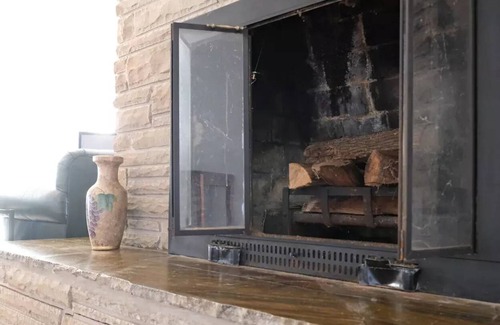 Burnsville House | Home in the Heart of Burnsville