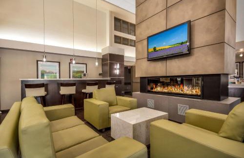 Regina Apartment | Home Inn & Suites Regina East