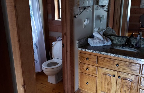 Grovetown Cabin | Home is set on10 acres w/pond, pool, spa, & only 9 miles to Masters golf course.