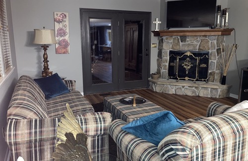 Camdenton House | Home located in a gated golf resort w/pools, tennis courts, gym, & spa.