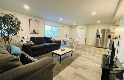Halifax House | 🏡 Home – Lower Level Walkout 🌿 PrimeLocation | 2 Large Bedrooms | 1 Full Bath