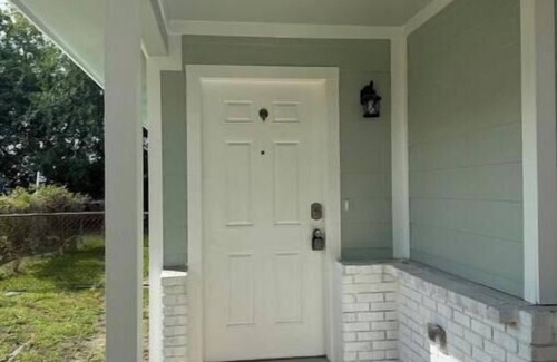 Pasadena House | Home near Refineries