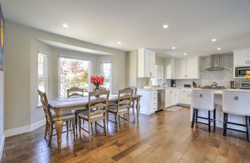 Santa Rosa House | Home near Sonoma with pool & hot tub
