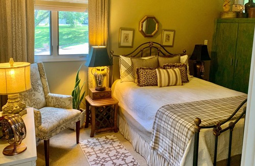 New Albany House | Home Near Tanglefoot Trail & Downtown New Albany