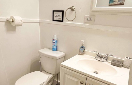 Oneonta Apartment | Home Run Apt 1 All Star Baseball Rentals