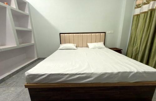 Varanasi House | Home Stay in Varanasi Guest House near Kashi