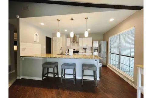 Wetmore House | Home Sweet Home with Pool - 5 Queen beds