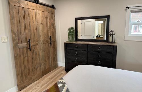 Darby House | Home Town Mountain Lodging