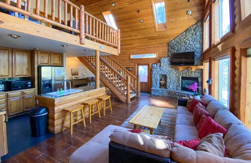 Country Club Estates House | Home w/Indoor Pool in South Lake Tahoe!