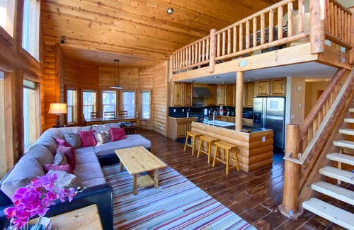 Country Club Estates House | Home w/Indoor Pool in South Lake Tahoe!