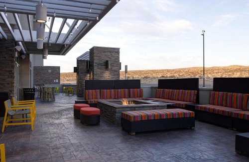 Barstow Hotel | Home2 Suites By Hilton Barstow, Ca