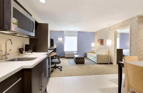 Deco Hotel | Home2 Suites by Hilton Houston Willowbrook