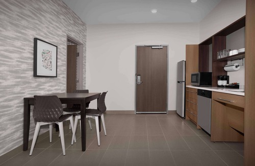 Deer Valley Hotel | Home2 Suites By Hilton Phoenix North Happy Valley