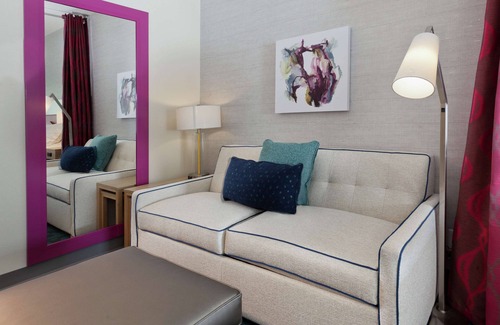 Crestline Heights Hotel | Home2 Suites by Hilton Birmingham Colonnade