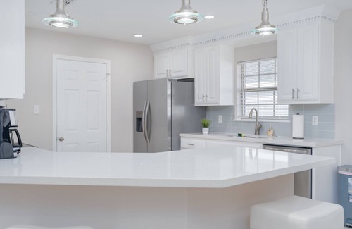 Brownsville House | Homeaway from Home!
