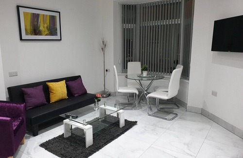 Harehills House | Homebird Property - Conway House